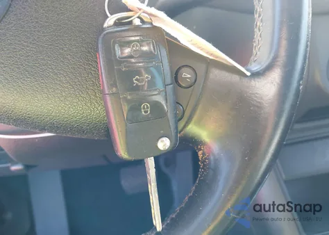 2009 Volkswagen Tiguan Se from USA, damaged, VIN WVGAV75N79W542639